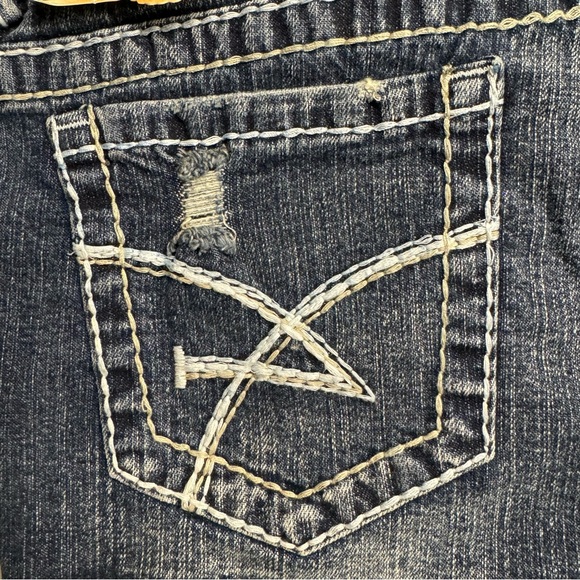 NWT!! Amethyst Junior’s Sz 7 low rise shorts, 2” inseam, smoke free home!! - Picture 5 of 11